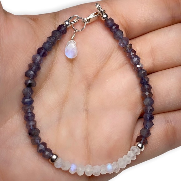 Lamora Jewelry - Blue flashy Moonstone and Iolite Genuine Natural Gemstone Beaded Bracelet
